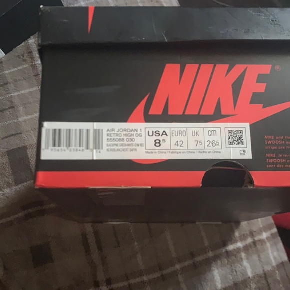 1985 air Jordan 1 - Picture 3 of 6